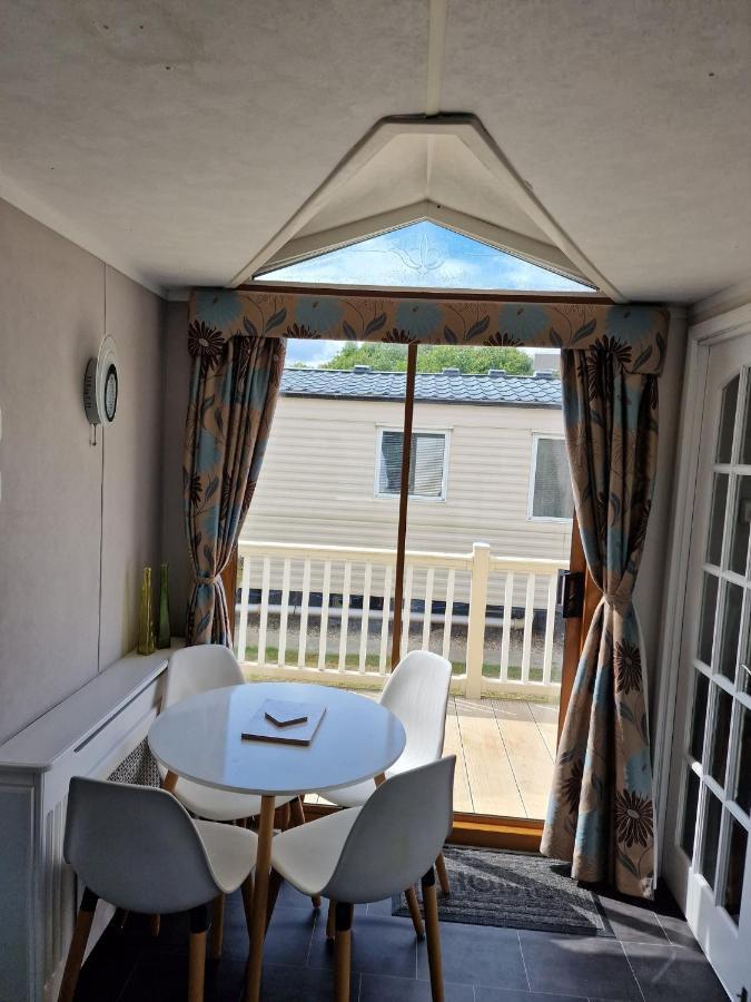 Elegance On Highfields F28 Holiday home *